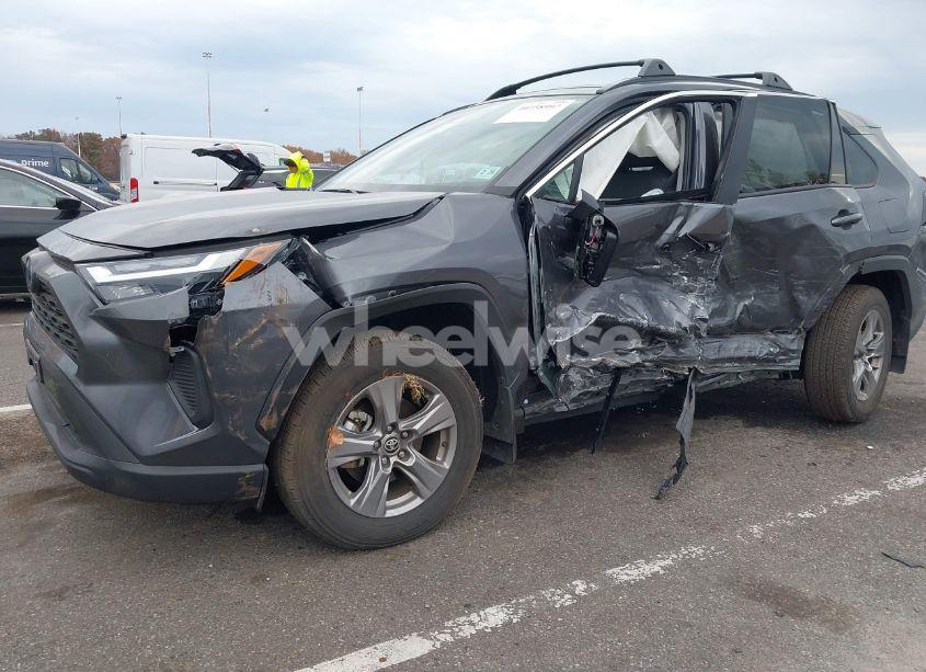 Photo 6 of 2024 Toyota Rav4 HYBRID XLE (VIN 4T3RWRFV3RU124754)