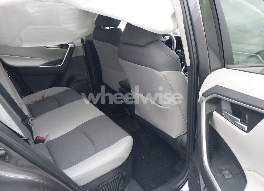 Photo 8 of 2024 Toyota Rav4 HYBRID XLE (VIN 4T3RWRFV3RU124754)