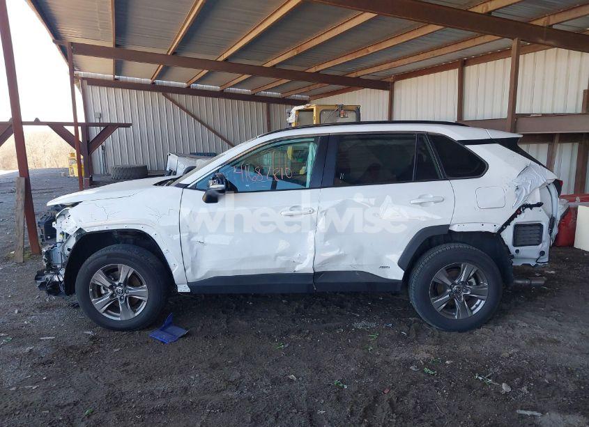 Photo 15 of 2024 Toyota Rav4 HYBRID XLE (VIN 4T3RWRFV3RU133020)