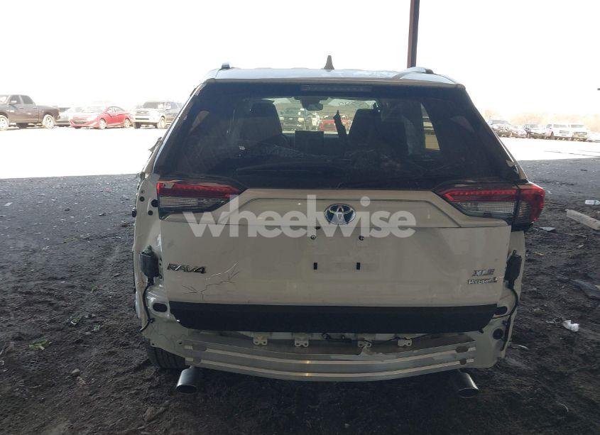 Photo 17 of 2024 Toyota Rav4 HYBRID XLE (VIN 4T3RWRFV3RU133020)