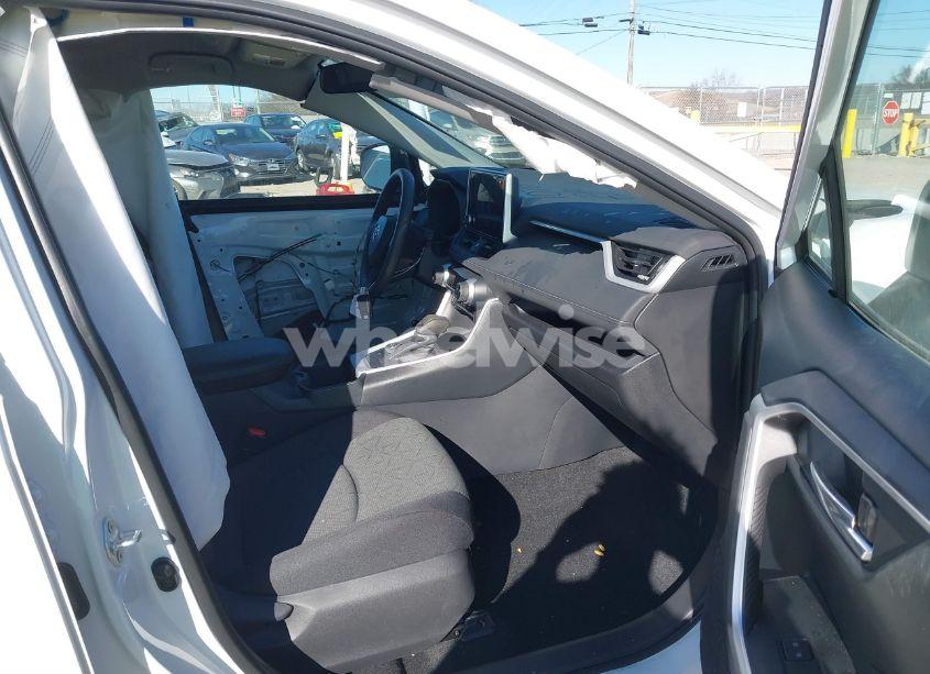 Photo 5 of 2024 Toyota Rav4 HYBRID XLE (VIN 4T3RWRFV3RU133020)