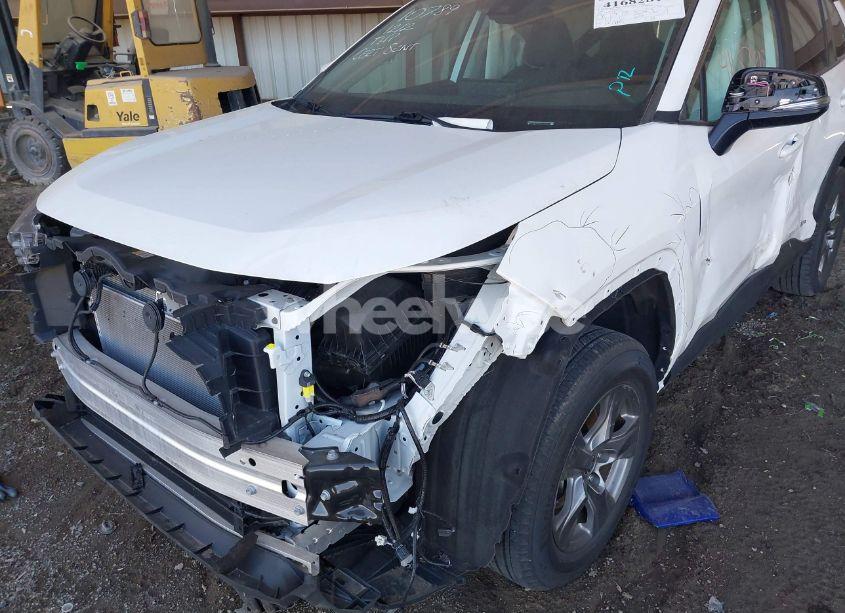 Photo 6 of 2024 Toyota Rav4 HYBRID XLE (VIN 4T3RWRFV3RU133020)