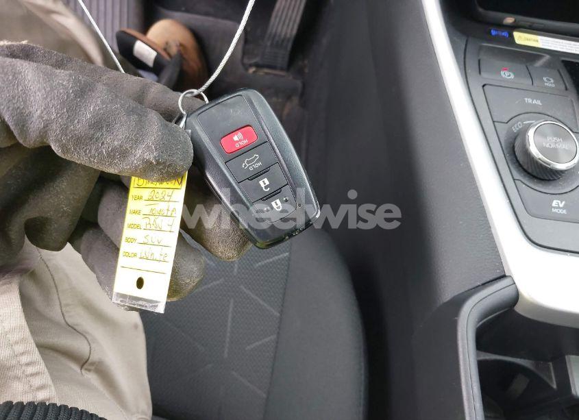 Photo 11 of 2024 Toyota Rav4 HYBRID XLE (VIN 4T3RWRFV3RU138380)