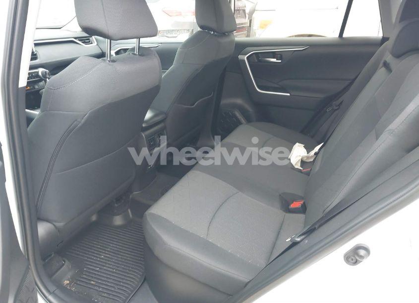 Photo 8 of 2024 Toyota Rav4 HYBRID XLE (VIN 4T3RWRFV3RU138380)