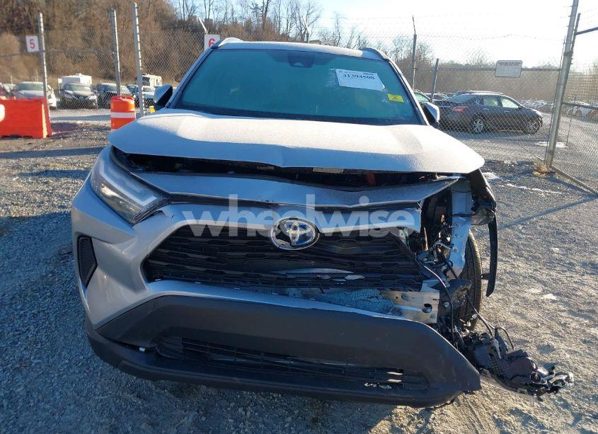 Photo 12 of 2024 Toyota Rav4 HYBRID XLE (VIN 4T3RWRFV3RU146186)