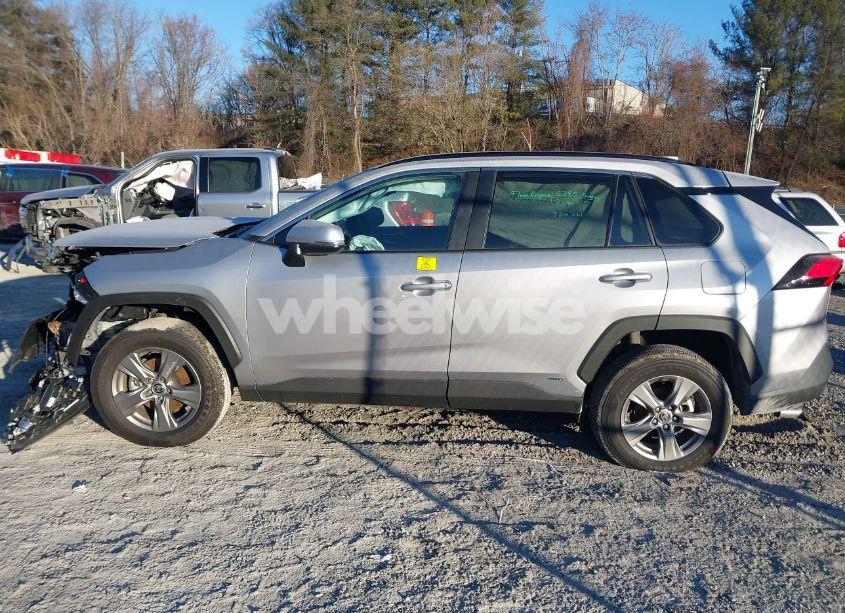 Photo 14 of 2024 Toyota Rav4 HYBRID XLE (VIN 4T3RWRFV3RU146186)