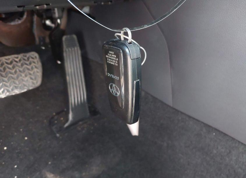 Photo 11 of 2024 Toyota Rav4 HYBRID XLE (VIN 4T3RWRFV3RU156846)