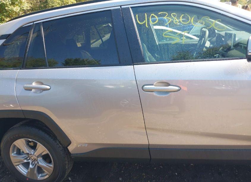 Photo 14 of 2024 Toyota Rav4 HYBRID XLE (VIN 4T3RWRFV3RU156846)