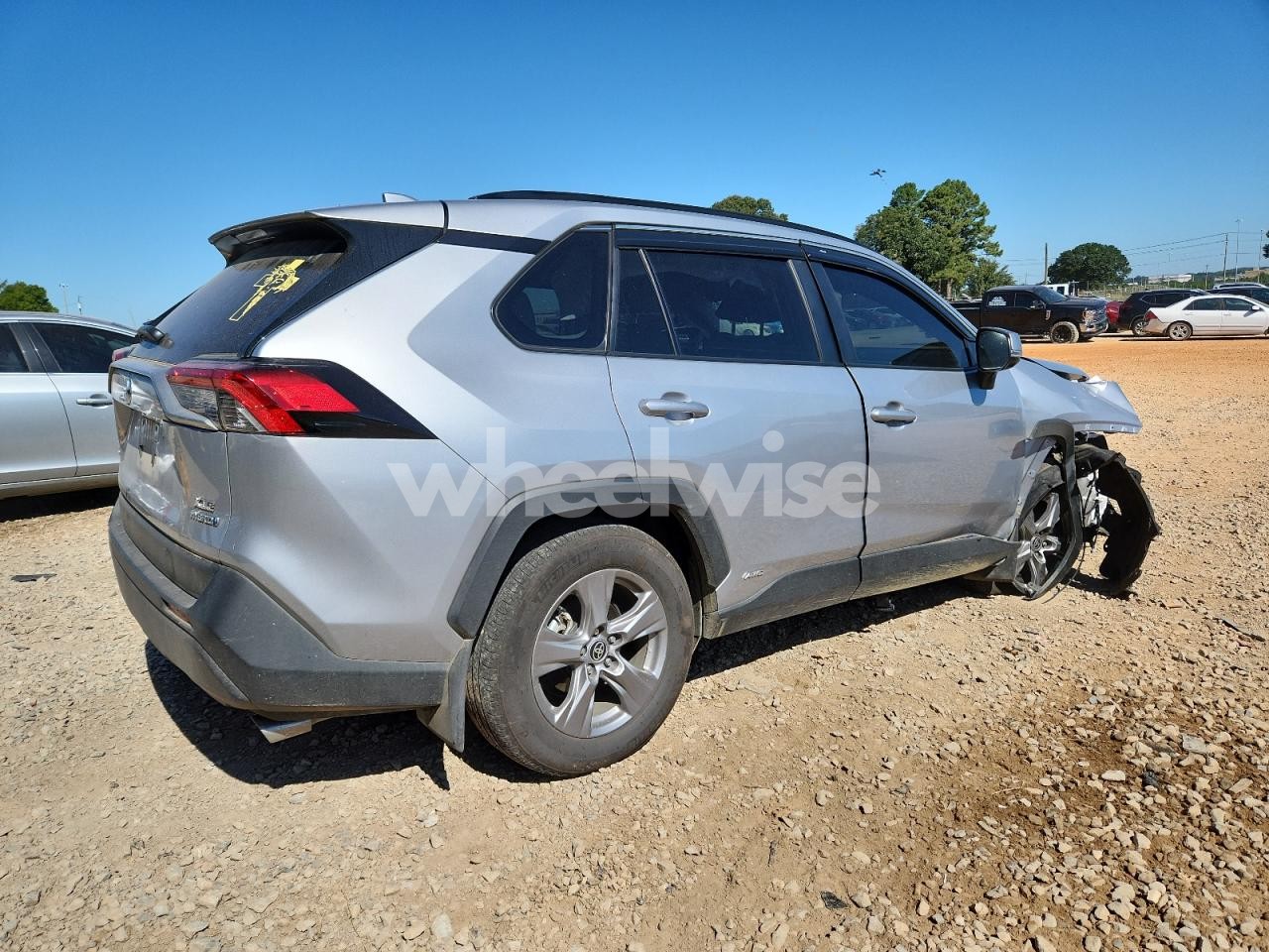 Photo 3 of 2024 TOYOTA RAV4 XLE (VIN 4T3RWRFV3RU162873)
