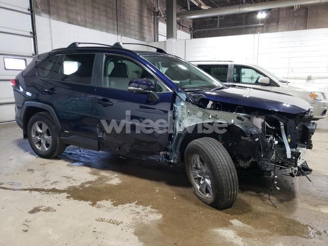 Photo 3 of 2025 TOYOTA RAV4 XLE (VIN 4T3RWRFV3SU183275)