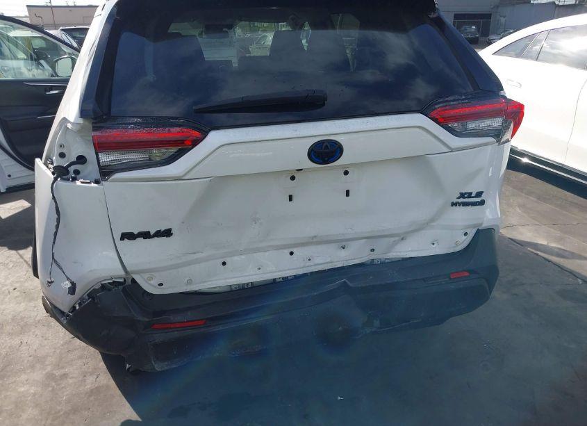 Photo 6 of 2020 Toyota Rav4 HYBRID XLE (VIN 4T3RWRFV4LU007532)