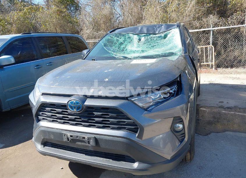Photo 12 of 2021 Toyota Rav4 HYBRID XLE (VIN 4T3RWRFV4MU023960)
