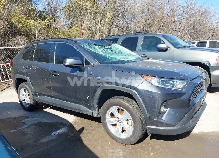 Photo 13 of 2021 Toyota Rav4 HYBRID XLE (VIN 4T3RWRFV4MU023960)