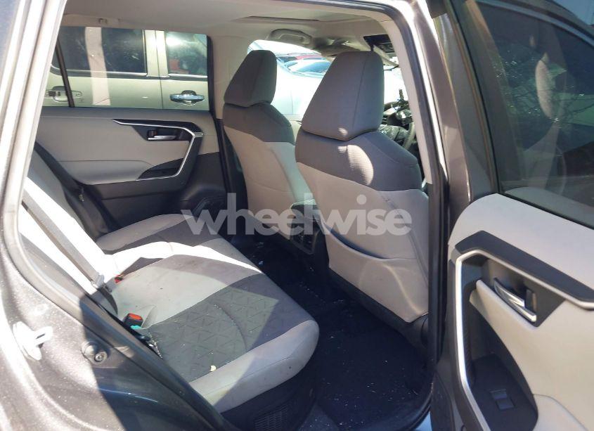 Photo 8 of 2021 Toyota Rav4 HYBRID XLE (VIN 4T3RWRFV4MU023960)