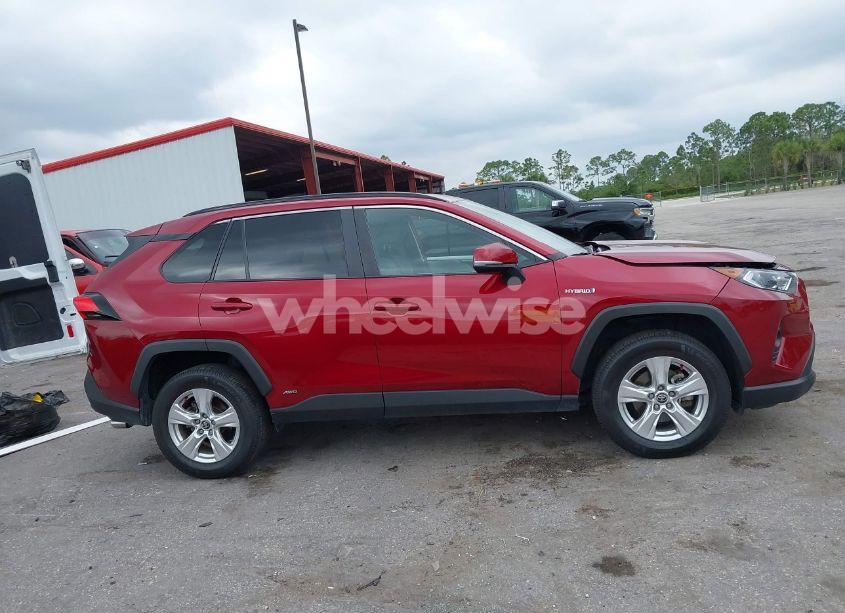 Photo 13 of 2021 Toyota Rav4 HYBRID XLE (VIN 4T3RWRFV4MU044341)