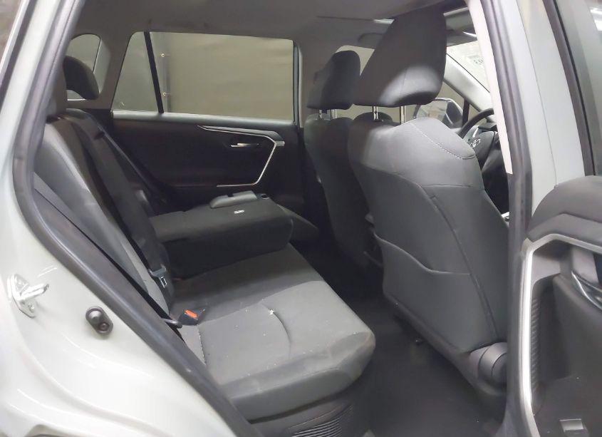 Photo 8 of 2022 Toyota Rav4 HYBRID XLE (VIN 4T3RWRFV4NU057057)