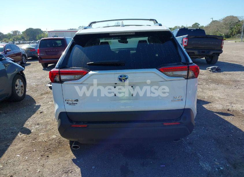 Photo 16 of 2022 Toyota Rav4 HYBRID XLE (VIN 4T3RWRFV4NU063862)
