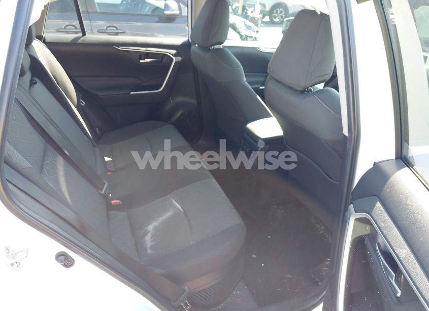 Photo 8 of 2022 Toyota Rav4 HYBRID XLE (VIN 4T3RWRFV4NU063862)