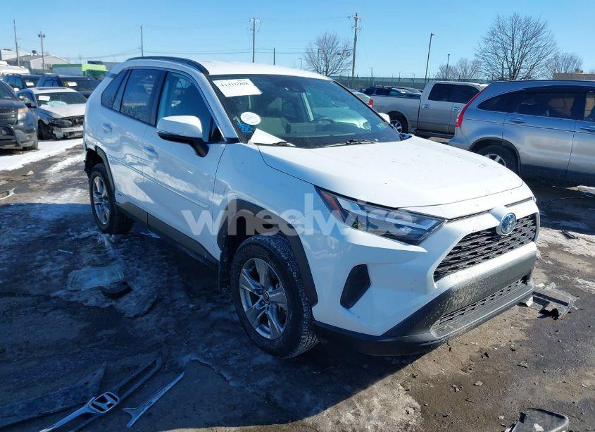2022 Toyota Rav4 HYBRID XLE (VIN 4T3RWRFV4NU067622) main photo