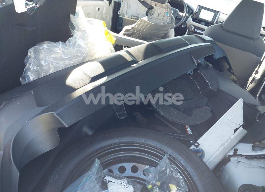 Photo 12 of 2022 Toyota Rav4 HYBRID XLE (VIN 4T3RWRFV4NU067622)