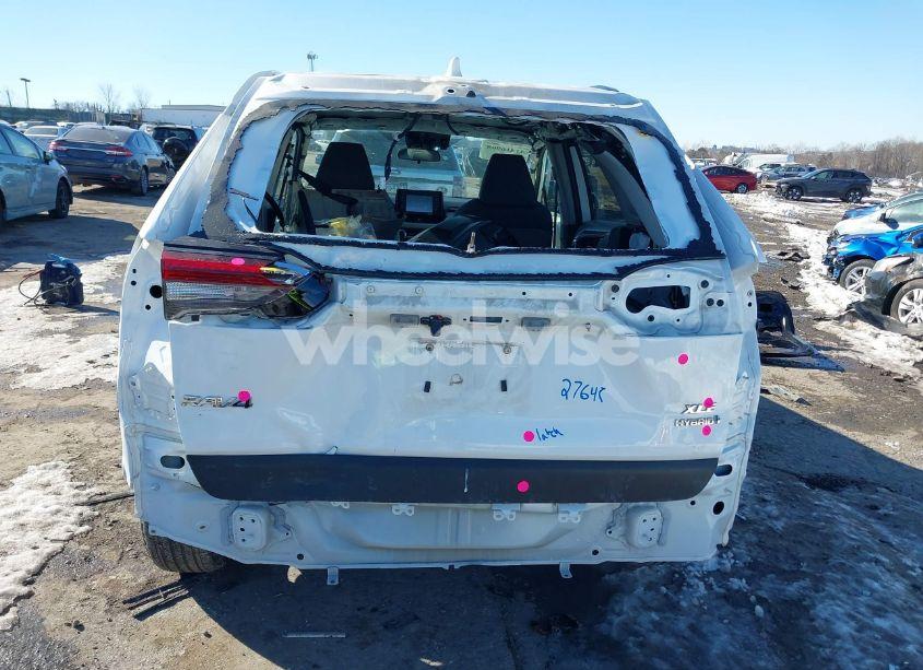 Photo 6 of 2022 Toyota Rav4 HYBRID XLE (VIN 4T3RWRFV4NU067622)