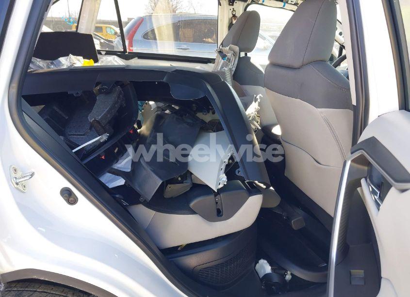 Photo 8 of 2022 Toyota Rav4 HYBRID XLE (VIN 4T3RWRFV4NU067622)