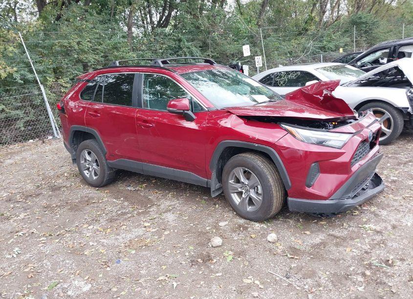 2024 Toyota Rav4 HYBRID XLE (VIN 4T3RWRFV4RU136315) main photo