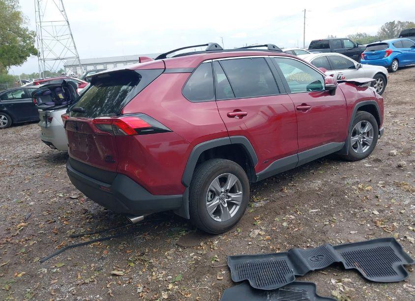 Photo 4 of 2024 Toyota Rav4 HYBRID XLE (VIN 4T3RWRFV4RU136315)