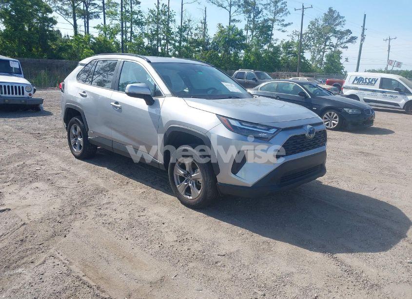 2024 Toyota Rav4 HYBRID XLE (VIN 4T3RWRFV4RU145984) main photo