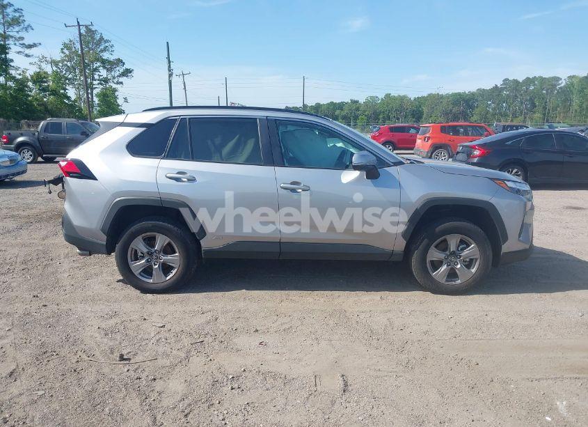 Photo 13 of 2024 Toyota Rav4 HYBRID XLE (VIN 4T3RWRFV4RU145984)