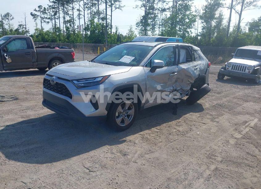 Photo 2 of 2024 Toyota Rav4 HYBRID XLE (VIN 4T3RWRFV4RU145984)
