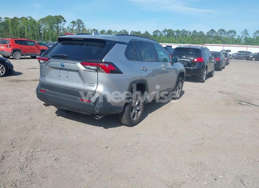 Photo 4 of 2024 Toyota Rav4 HYBRID XLE (VIN 4T3RWRFV4RU145984)