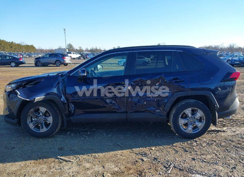 Photo 14 of 2024 Toyota Rav4 HYBRID XLE (VIN 4T3RWRFV4RU159593)