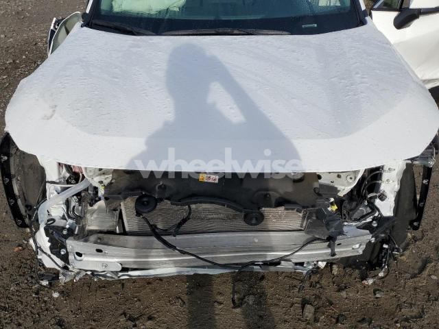 Photo 4 of 2025 TOYOTA RAV4 XLE (VIN 4T3RWRFV4SU164413)