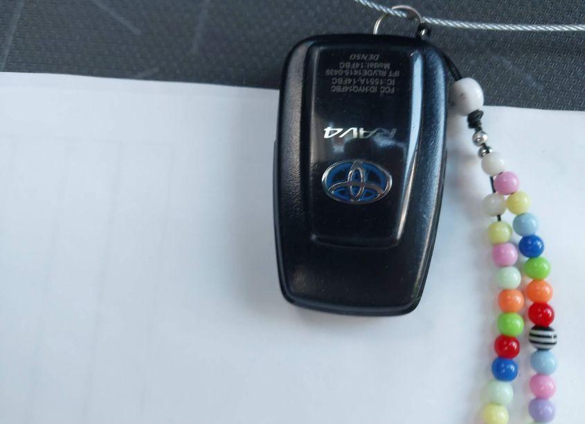 Photo 11 of 2021 Toyota Rav4 HYBRID XLE (VIN 4T3RWRFV5MU019187)