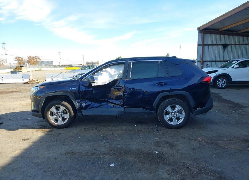 Photo 14 of 2021 Toyota Rav4 HYBRID XLE (VIN 4T3RWRFV5MU019187)
