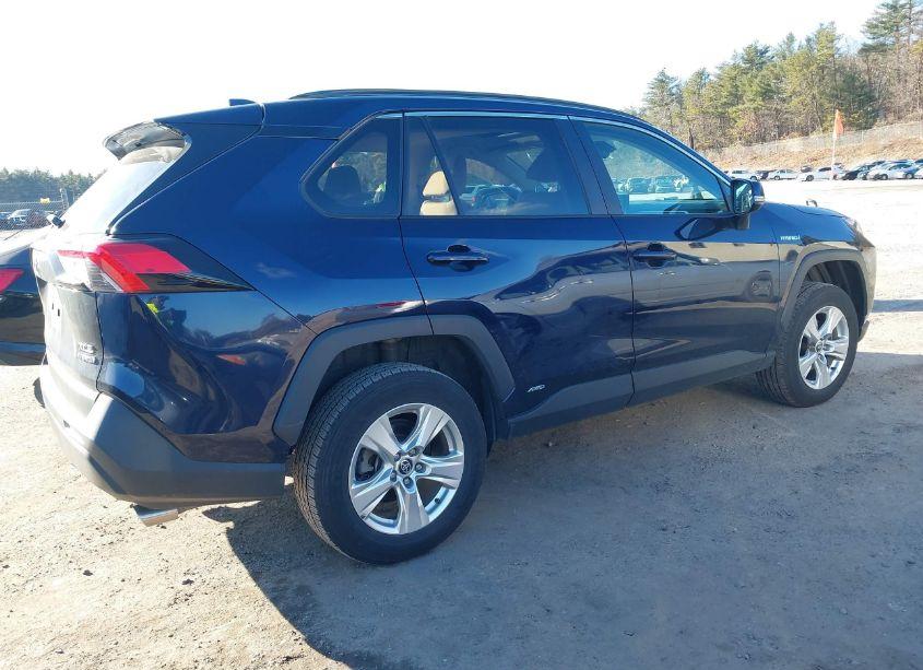Photo 13 of 2021 Toyota Rav4 HYBRID XLE (VIN 4T3RWRFV5MU049368)