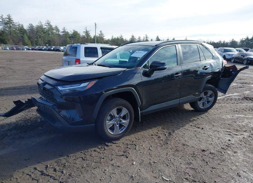 Photo 2 of 2022 Toyota Rav4 HYBRID XLE (VIN 4T3RWRFV5NU058332)