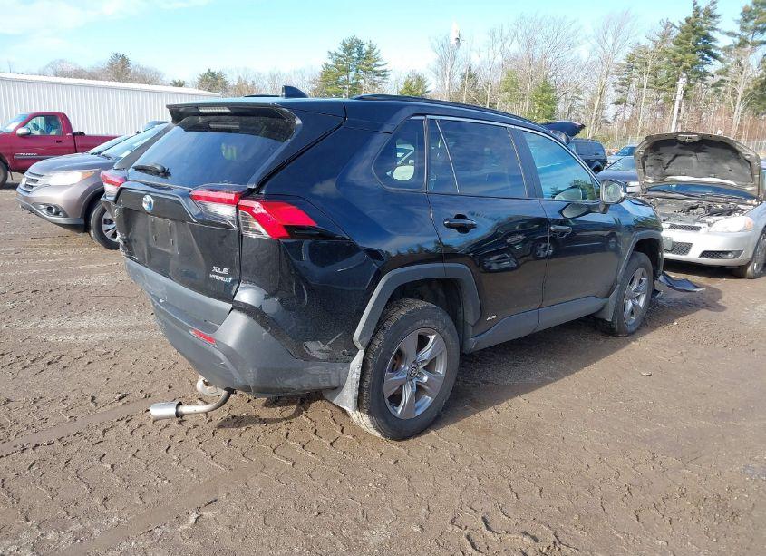 Photo 4 of 2022 Toyota Rav4 HYBRID XLE (VIN 4T3RWRFV5NU058332)