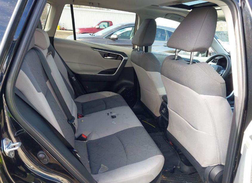 Photo 8 of 2022 Toyota Rav4 HYBRID XLE (VIN 4T3RWRFV5NU058332)