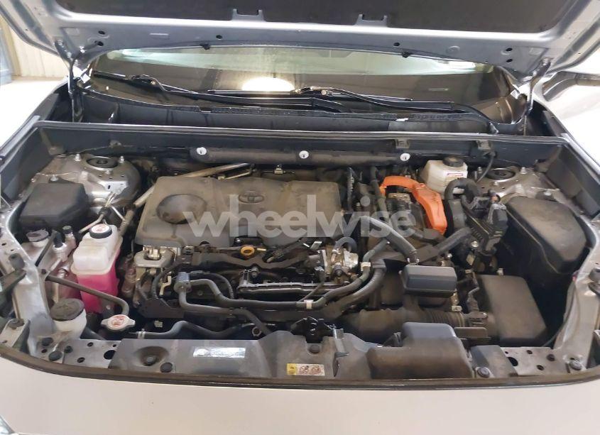 Photo 10 of 2022 Toyota Rav4 HYBRID XLE (VIN 4T3RWRFV5NU064972)