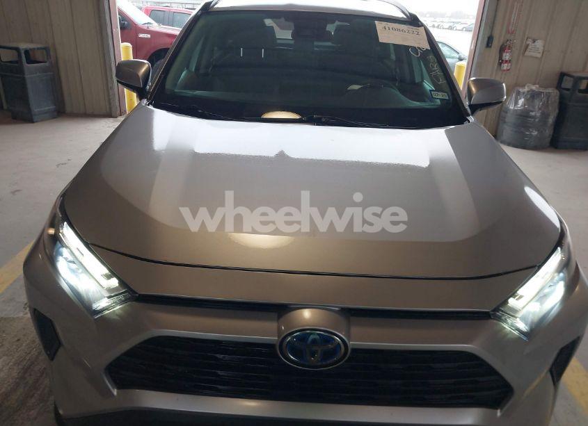 Photo 6 of 2022 Toyota Rav4 HYBRID XLE (VIN 4T3RWRFV5NU064972)