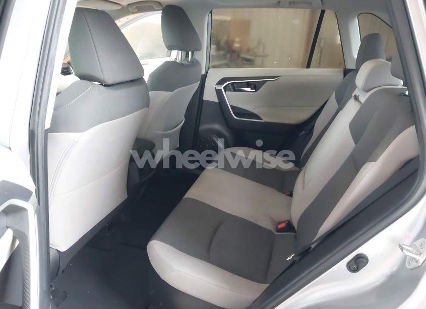 Photo 8 of 2022 Toyota Rav4 HYBRID XLE (VIN 4T3RWRFV5NU064972)