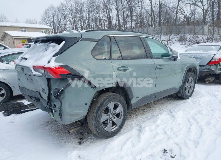 Photo 4 of 2022 Toyota Rav4 HYBRID XLE (VIN 4T3RWRFV5NU072974)