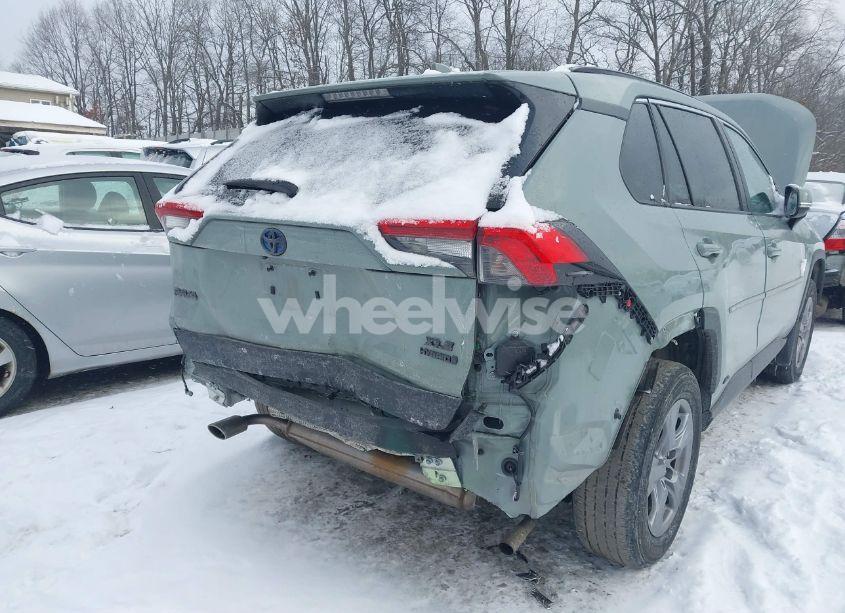 Photo 6 of 2022 Toyota Rav4 HYBRID XLE (VIN 4T3RWRFV5NU072974)