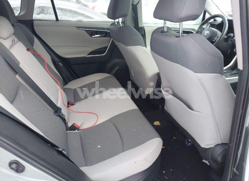 Photo 8 of 2022 Toyota Rav4 HYBRID XLE (VIN 4T3RWRFV5NU072974)