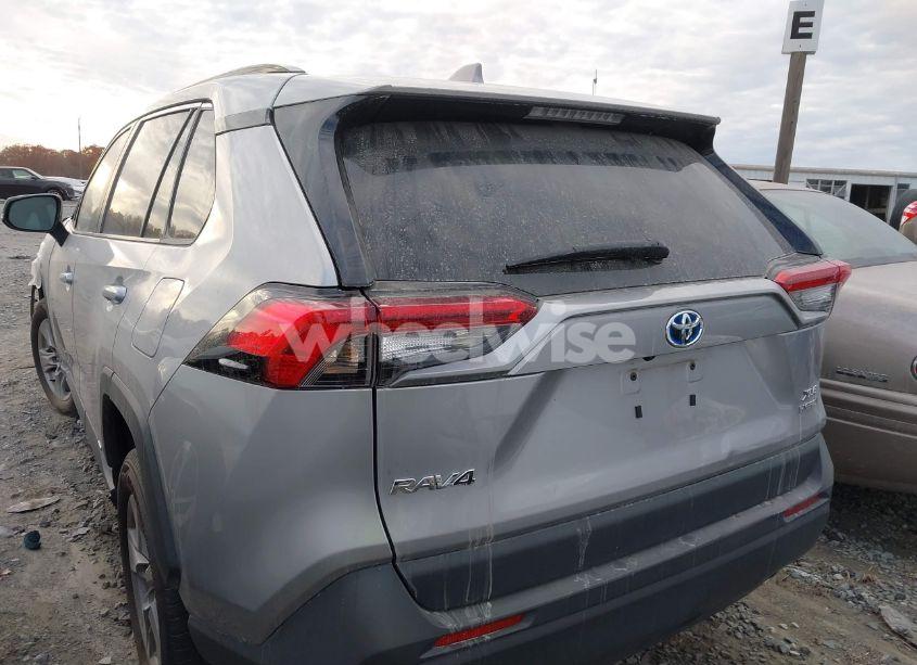 Photo 3 of 2022 Toyota Rav4 HYBRID XLE (VIN 4T3RWRFV5NU075034)