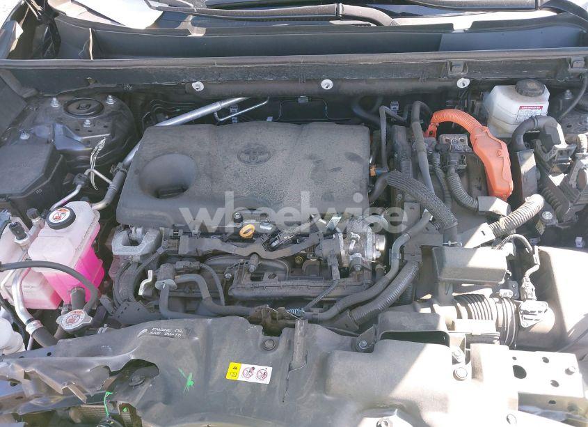 Photo 10 of 2024 Toyota Rav4 HYBRID XLE (VIN 4T3RWRFV5RU117417)