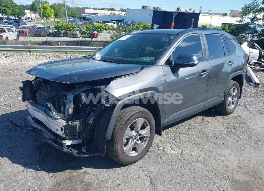 Photo 2 of 2024 Toyota Rav4 HYBRID XLE (VIN 4T3RWRFV5RU117417)