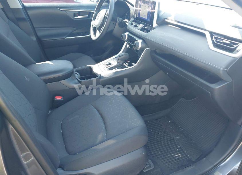 Photo 5 of 2024 Toyota Rav4 HYBRID XLE (VIN 4T3RWRFV5RU117417)